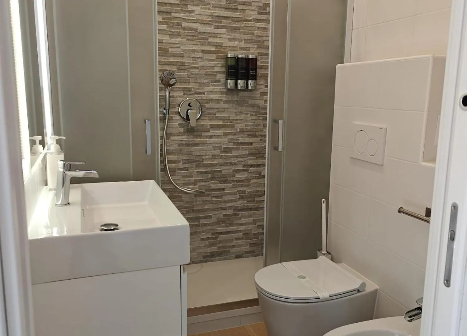 La Casa Di Mida Hotel Rome 0*,  Italy