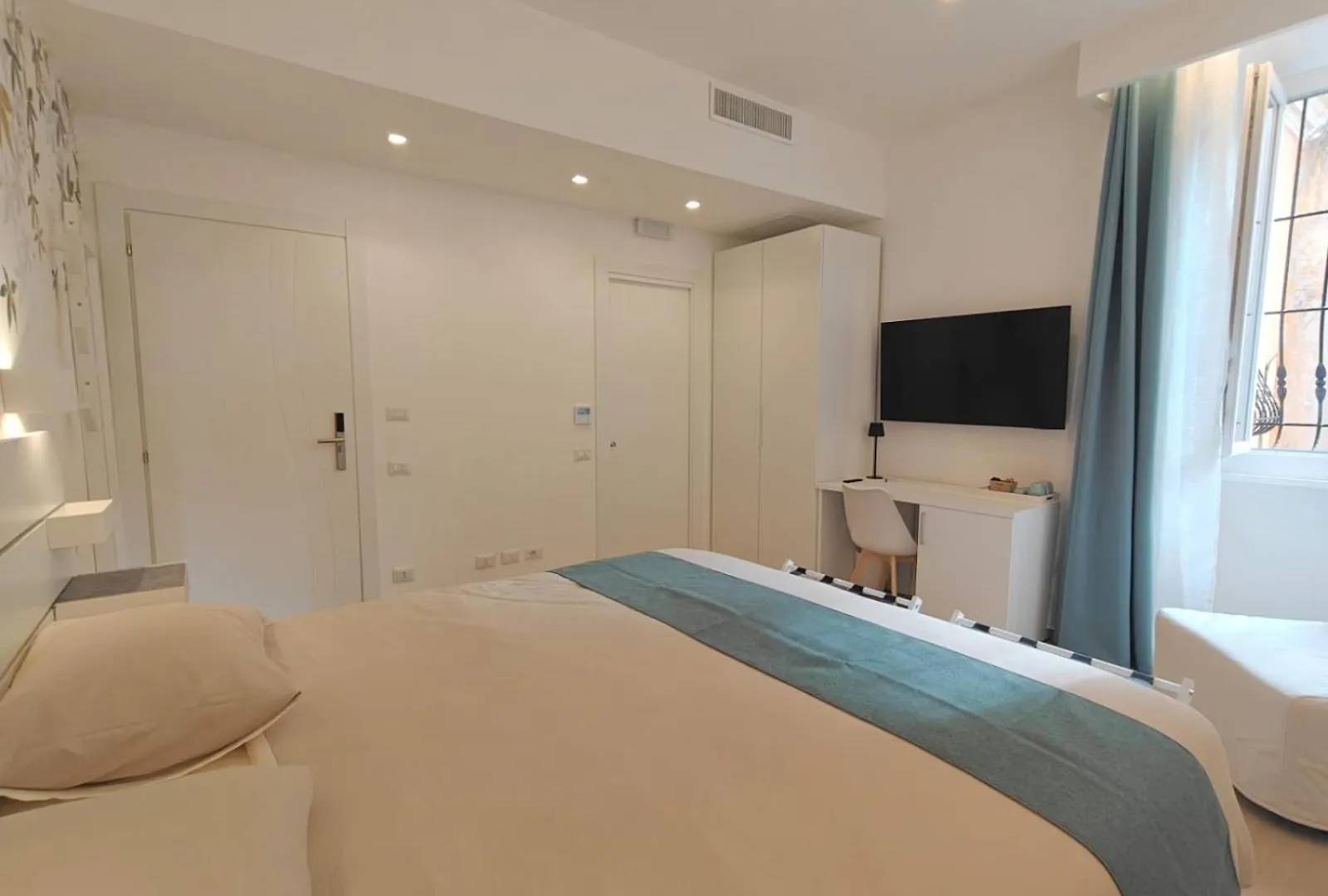 La Casa Di Mida Hotel Rome 0*,  Italy